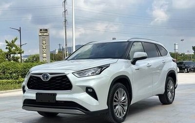 Toyota Highlander, 2022 год, 3 390 000 рублей, 1 фотография
