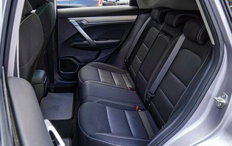 Geely Coolray I, 2022 год, 1 950 000 рублей, 9 фотография