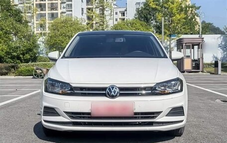 Volkswagen Polo, 2021 год, 990 007 рублей, 2 фотография
