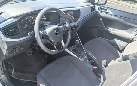 Volkswagen Polo, 2021 год, 990 007 рублей, 14 фотография