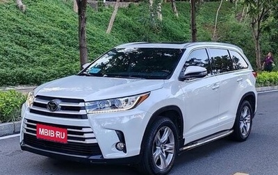 Toyota Highlander III, 2021 год, 2 620 000 рублей, 1 фотография