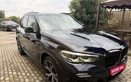 BMW X5, 2019 год, 5 990 000 рублей, 2 фотография