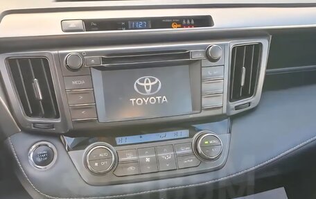 Toyota RAV4, 2014 год, 2 000 000 рублей, 4 фотография