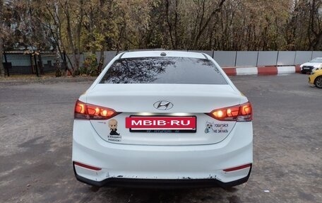 Hyundai Solaris II рестайлинг, 2018 год, 760 000 рублей, 4 фотография