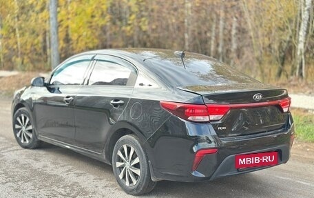 KIA Rio IV, 2019 год, 999 000 рублей, 2 фотография