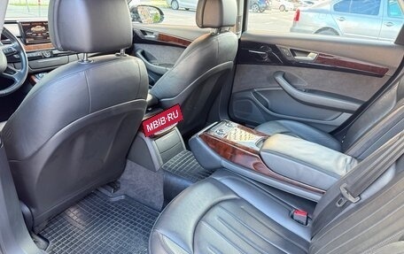 Audi A8, 2011 год, 1 850 000 рублей, 11 фотография