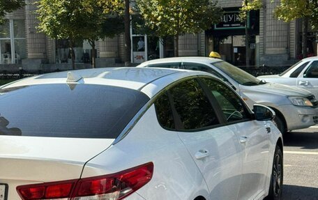 KIA Optima IV, 2019 год, 2 000 000 рублей, 8 фотография