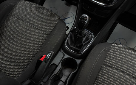 Opel Mokka I, 2014 год, 1 000 000 рублей, 13 фотография