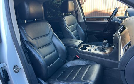 Volkswagen Touareg III, 2016 год, 3 147 000 рублей, 21 фотография