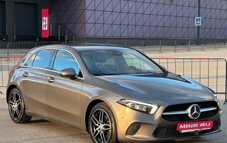 Mercedes-Benz A-Класс, 2019 год, 2 347 000 рублей, 3 фотография