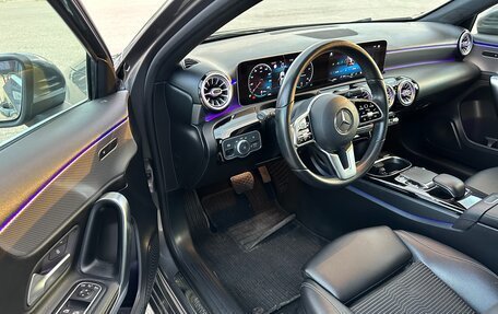 Mercedes-Benz A-Класс, 2019 год, 2 347 000 рублей, 15 фотография