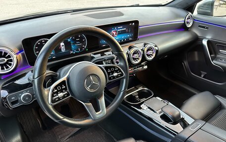 Mercedes-Benz A-Класс, 2019 год, 2 347 000 рублей, 16 фотография