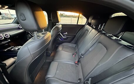 Mercedes-Benz A-Класс, 2019 год, 2 347 000 рублей, 18 фотография