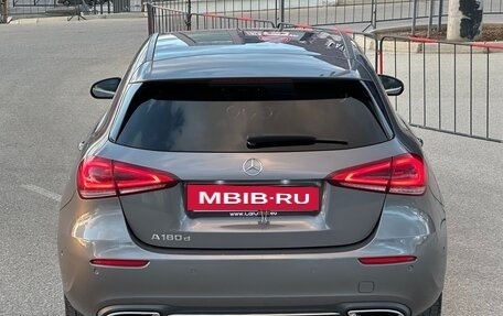 Mercedes-Benz A-Класс, 2019 год, 2 347 000 рублей, 30 фотография