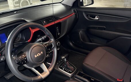 KIA Rio IV, 2021 год, 1 900 000 рублей, 10 фотография