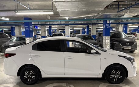 KIA Rio IV, 2021 год, 1 900 000 рублей, 8 фотография