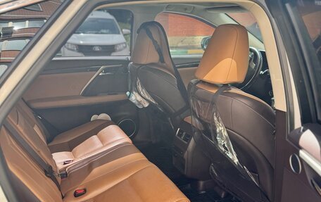 Lexus RX IV рестайлинг, 2017 год, 3 669 000 рублей, 5 фотография