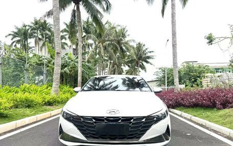 Hyundai Elantra, 2021 год, 1 400 000 рублей, 3 фотография