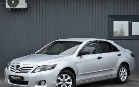 Toyota Camry, 2011 год, 1 149 999 рублей, 2 фотография