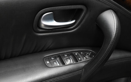 Infiniti QX80 I рестайлинг, 2013 год, 2 050 000 рублей, 19 фотография