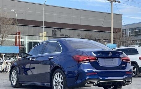 Mercedes-Benz A-Класс, 2021 год, 1 890 000 рублей, 5 фотография