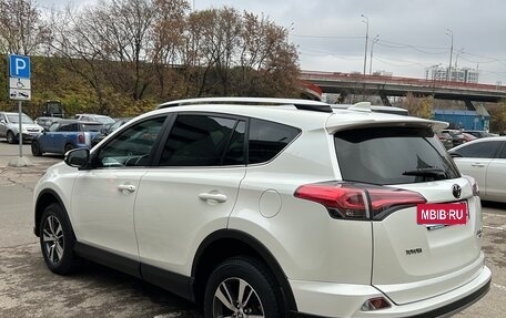Toyota RAV4, 2017 год, 2 450 000 рублей, 4 фотография