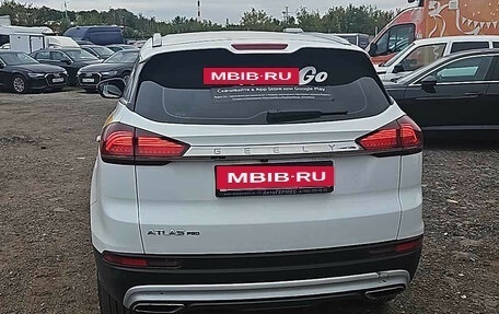 Geely Atlas, 2024 год, 1 725 000 рублей, 5 фотография