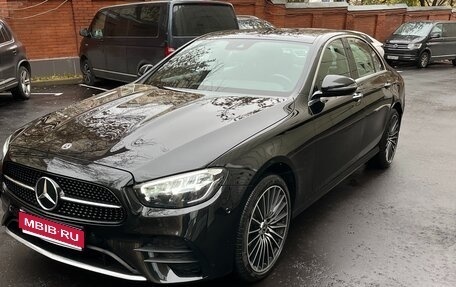Mercedes-Benz E-Класс, 2021 год, 5 500 000 рублей, 1 фотография