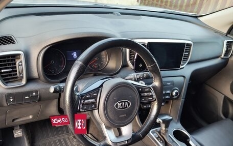 KIA Sportage IV рестайлинг, 2020 год, 2 570 000 рублей, 25 фотография