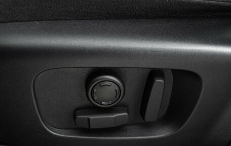 Land Rover Range Rover Evoque II, 2019 год, 3 970 000 рублей, 16 фотография