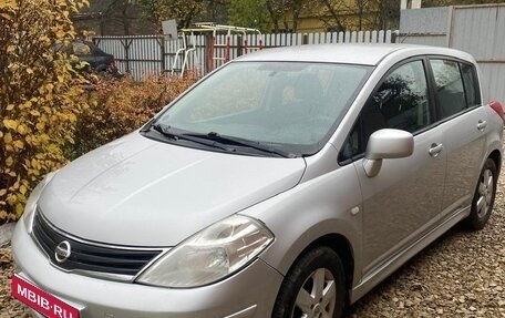Nissan Tiida, 2011 год, 820 000 рублей, 1 фотография