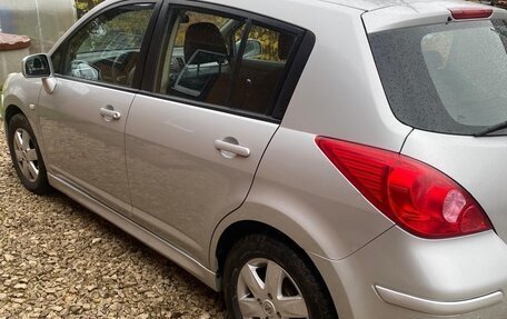 Nissan Tiida, 2011 год, 820 000 рублей, 6 фотография