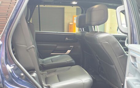 Toyota Sequoia, 2023 год, 9 999 999 рублей, 14 фотография