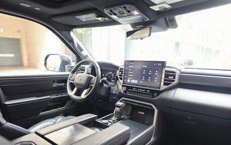 Toyota Sequoia, 2023 год, 9 999 999 рублей, 12 фотография