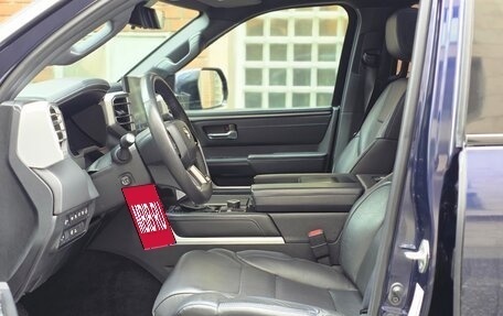 Toyota Sequoia, 2023 год, 9 999 999 рублей, 8 фотография