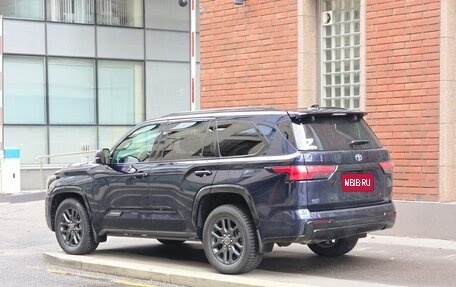 Toyota Sequoia, 2023 год, 9 999 999 рублей, 3 фотография