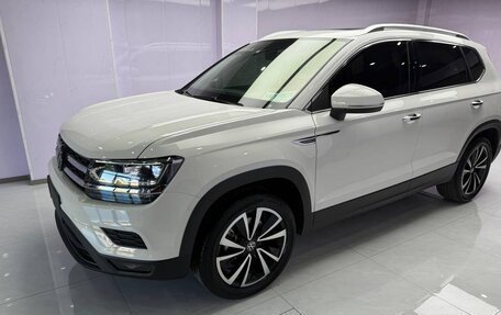 Volkswagen Tiguan II, 2021 год, 1 892 853 рублей, 1 фотография