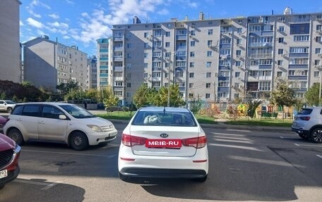 KIA Rio III рестайлинг, 2015 год, 550 000 рублей, 2 фотография