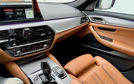 BMW 5 серия, 2018 год, 2 750 000 рублей, 32 фотография