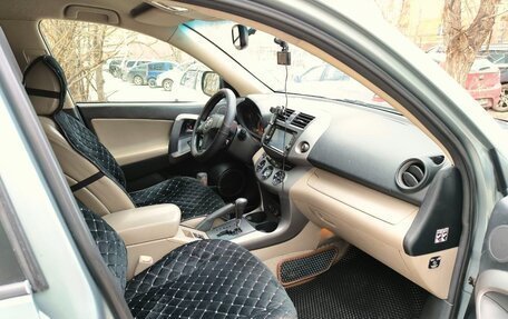 Toyota RAV4, 2006 год, 1 050 000 рублей, 6 фотография