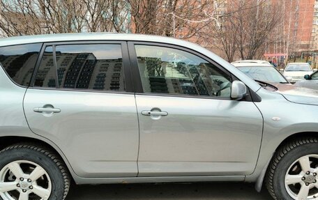 Toyota RAV4, 2006 год, 1 050 000 рублей, 8 фотография