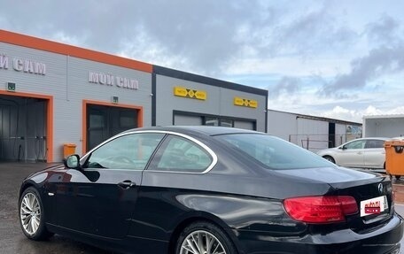 BMW 3 серия, 2011 год, 1 080 000 рублей, 7 фотография