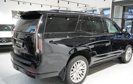 Cadillac Escalade V, 2023 год, 12 800 000 рублей, 3 фотография