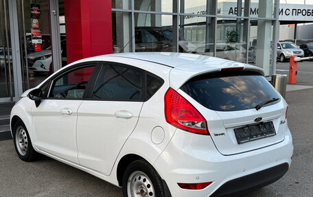 Ford Fiesta, 2011 год, 870 000 рублей, 3 фотография