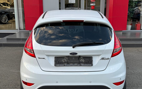 Ford Fiesta, 2011 год, 870 000 рублей, 4 фотография