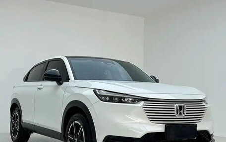 Honda Vezel, 2023 год, 1 650 000 рублей, 3 фотография