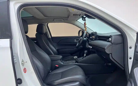 Honda Vezel, 2023 год, 1 650 000 рублей, 11 фотография