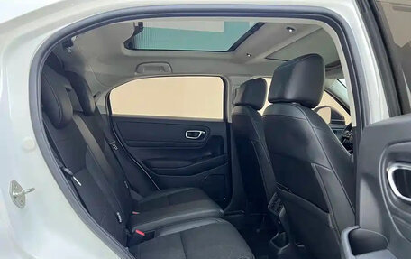 Honda Vezel, 2023 год, 1 650 000 рублей, 12 фотография