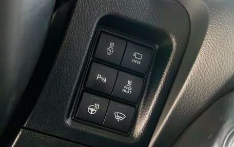Toyota Land Cruiser Prado 150 рестайлинг 2, 2020 год, 5 670 000 рублей, 17 фотография