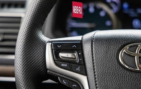 Toyota Land Cruiser Prado 150 рестайлинг 2, 2020 год, 5 670 000 рублей, 27 фотография
